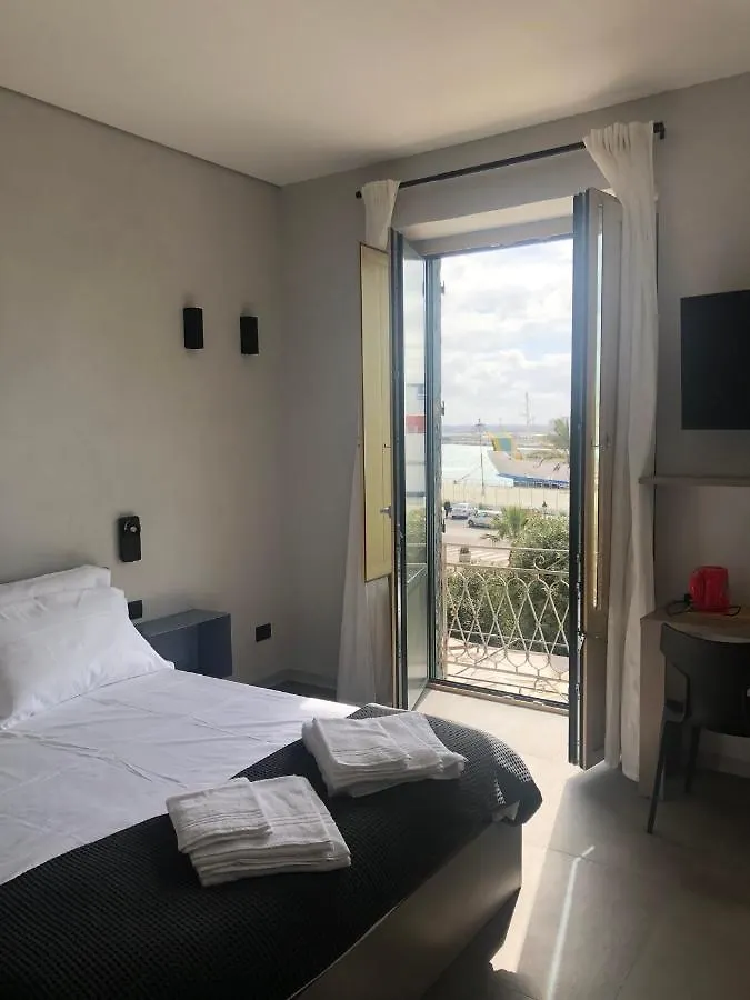 Drepanon, Prospettive Sul Mediterraneo Charme B&B Trapani Bed & Breakfast